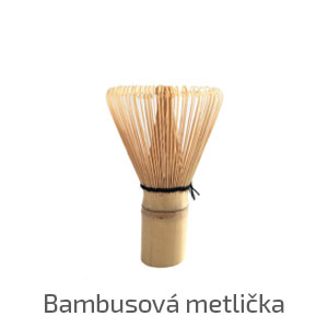 Bambusová metlička na Matcha